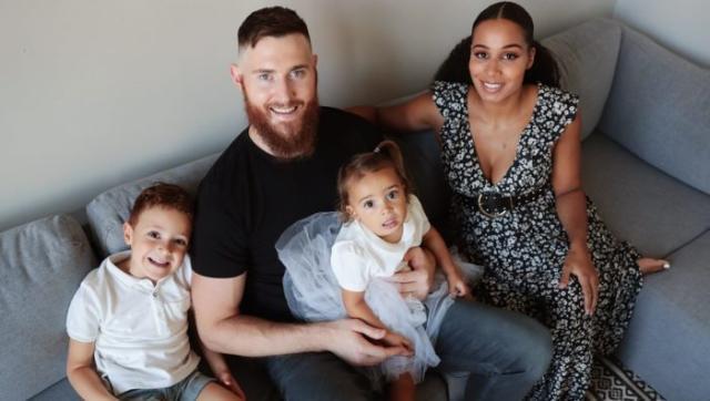 1646048710930033229.jpg Aron-Baynes-e1627311684268.jpg